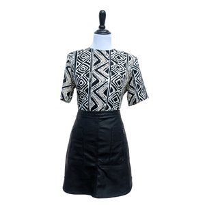 Vintage Retro Geometric Padded Short Sleeve Blouse